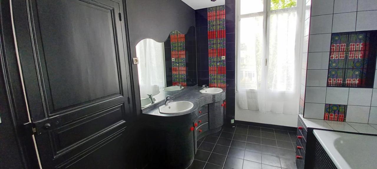 Histoire De Loire - Du Bellay Hotel Saumur Bagian luar foto